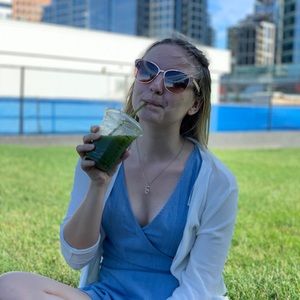 Meet your Posher, Juliet